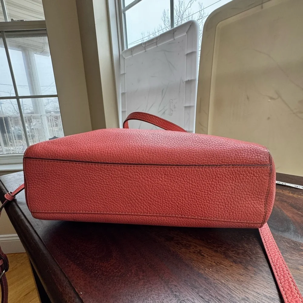 Coach Coral Leather Kelsey Bag